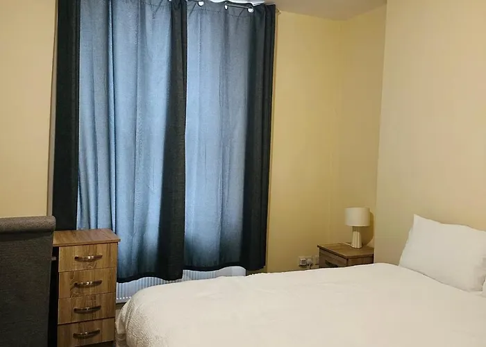 The Albert, Montpellier * Bristol