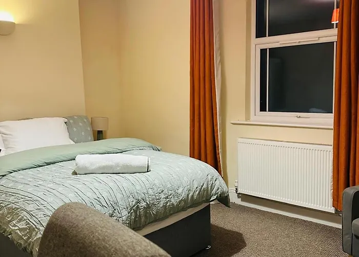 The Albert, Montpellier Apartment Bristol